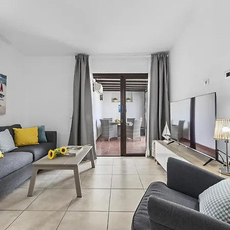 Διαμέρισμα Hola Arnage Pool View *