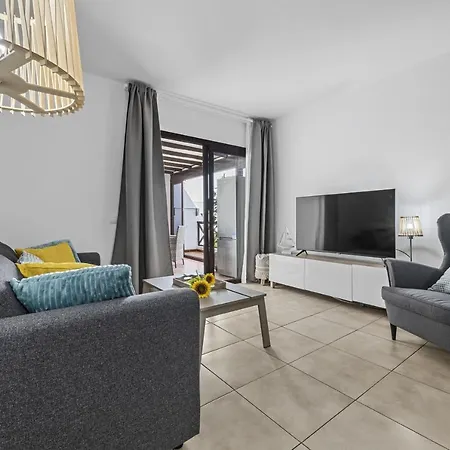 Hola Arnage Pool View Apartament Puerto del Carmen (Lanzarote)