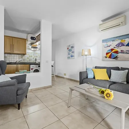 Hola Arnage Pool View Apartament Puerto del Carmen (Lanzarote)